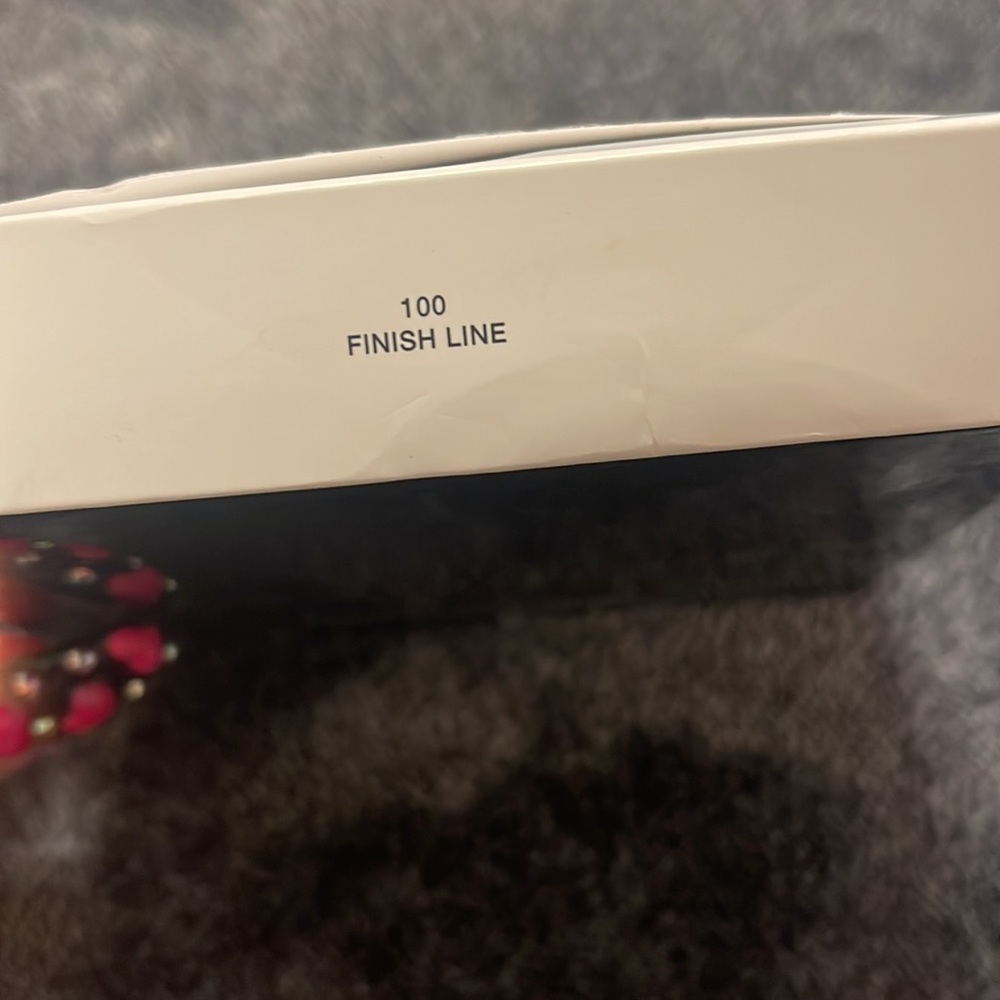 Marc Jacobs 100 Finish Lines Perfection Powder - Picture 6 of 6
